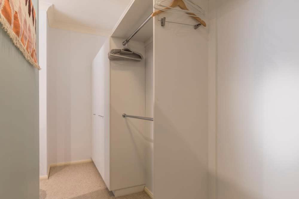 3 Bdrm 2 Bthrm House Close To Canberra Cbd & Anu Eksteriør billede